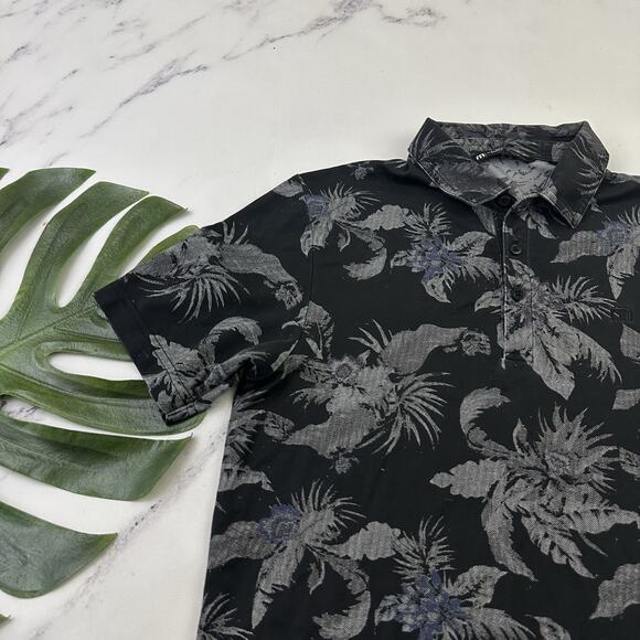 Travis Mathew Mens Polo Shirt Size S Gray Black Hawaiian Floral Tropical - Picture 4 of 12